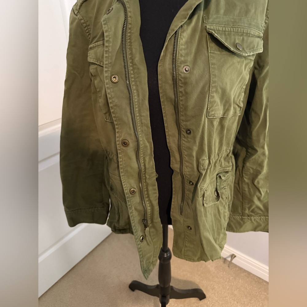 GAP Olive Utility Jacket - Picture 3 of 5
